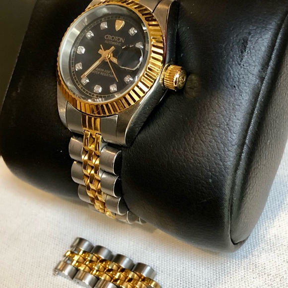 Croton Automatic Diamond Ladies Watch - Picture 5 of 9